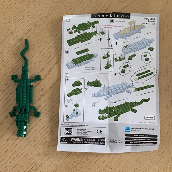 nanoblock Assortment (Tower of Pisa, Giraffe, Crocodile, Display Case) - Picture 13 of 15